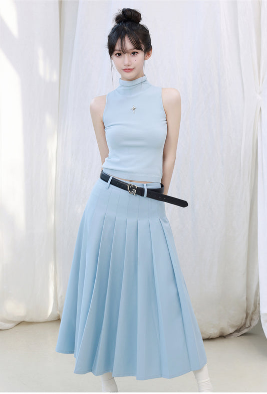 Long-length pleated skirt