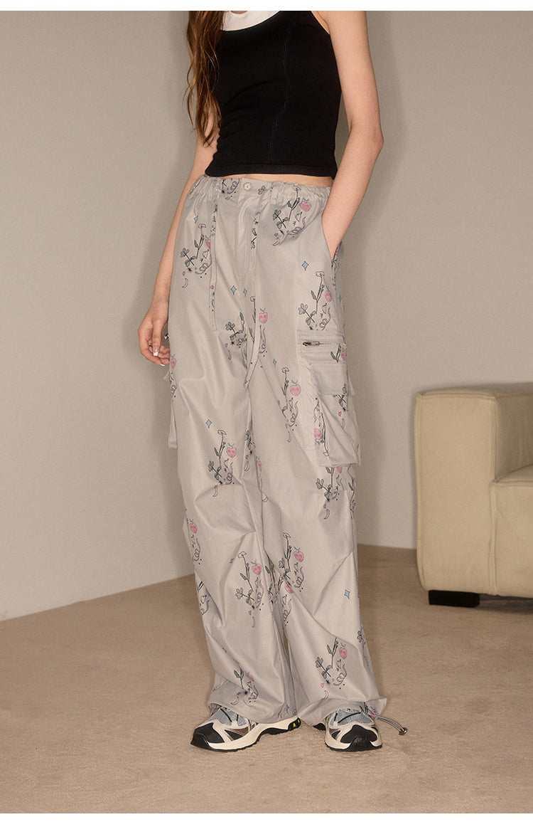 Straight casual pants with flower-patterned pockets