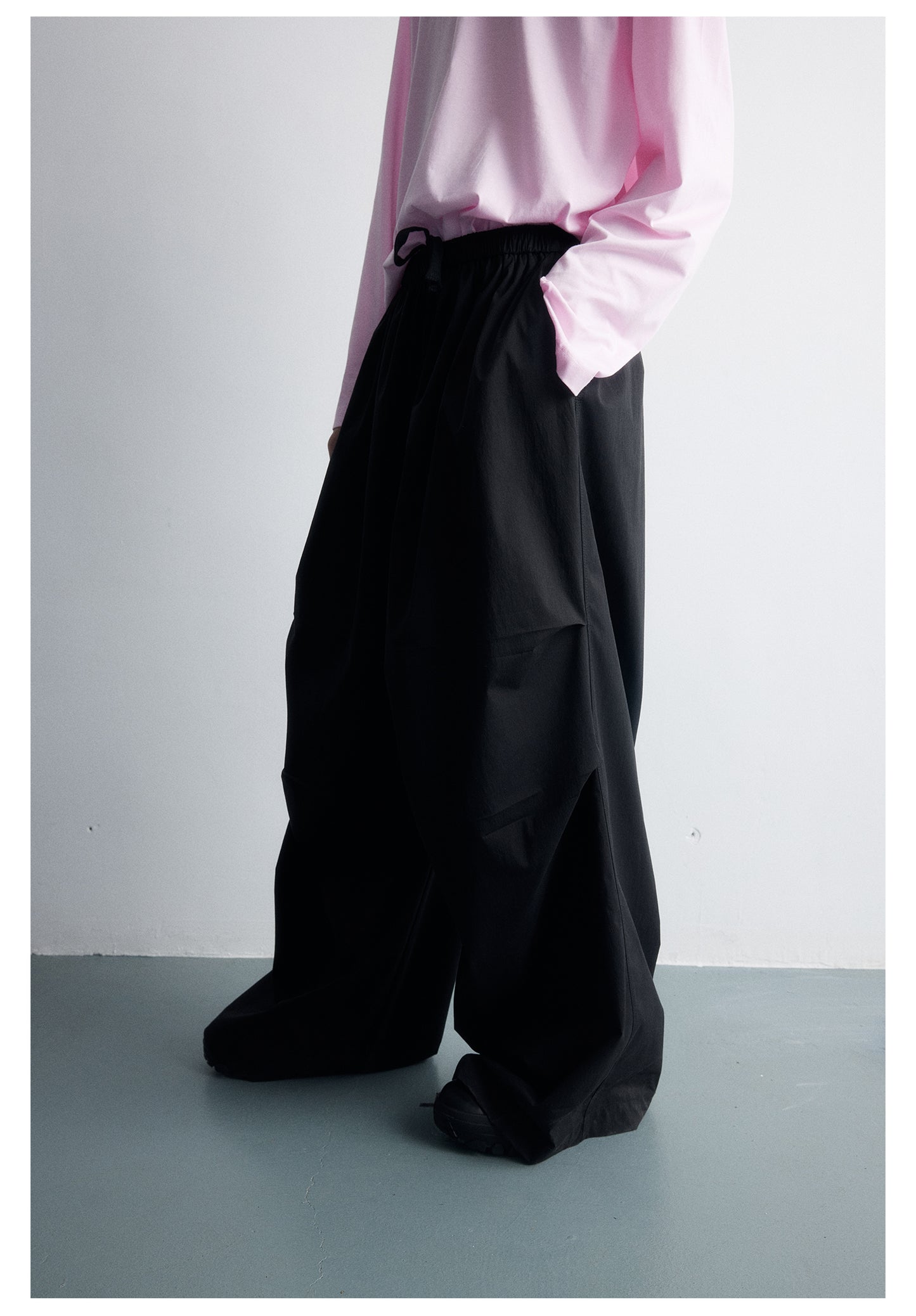 Loose wide parachute casual pants