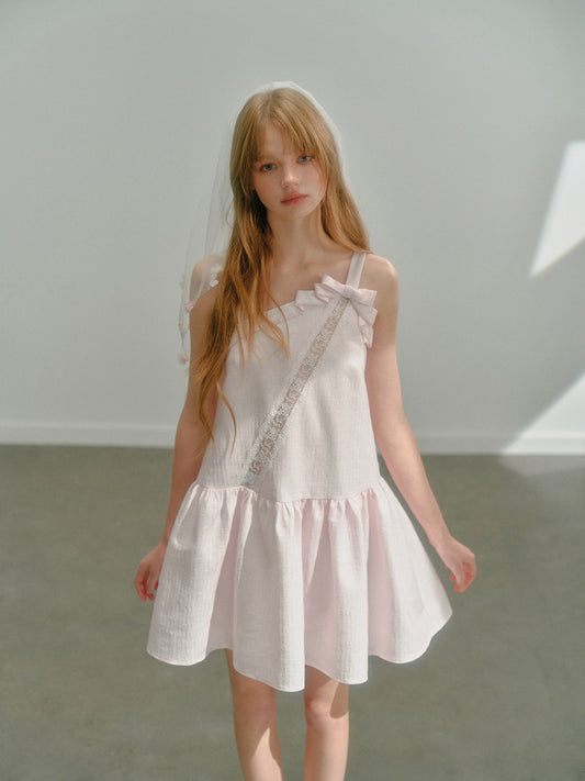 Hollow ribbon suspender dress