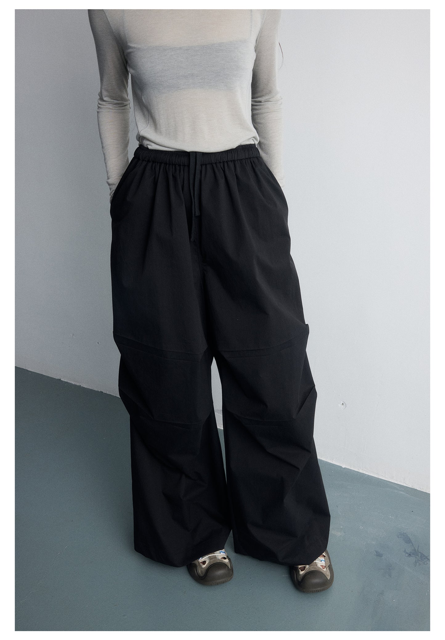 Loose wide parachute casual pants