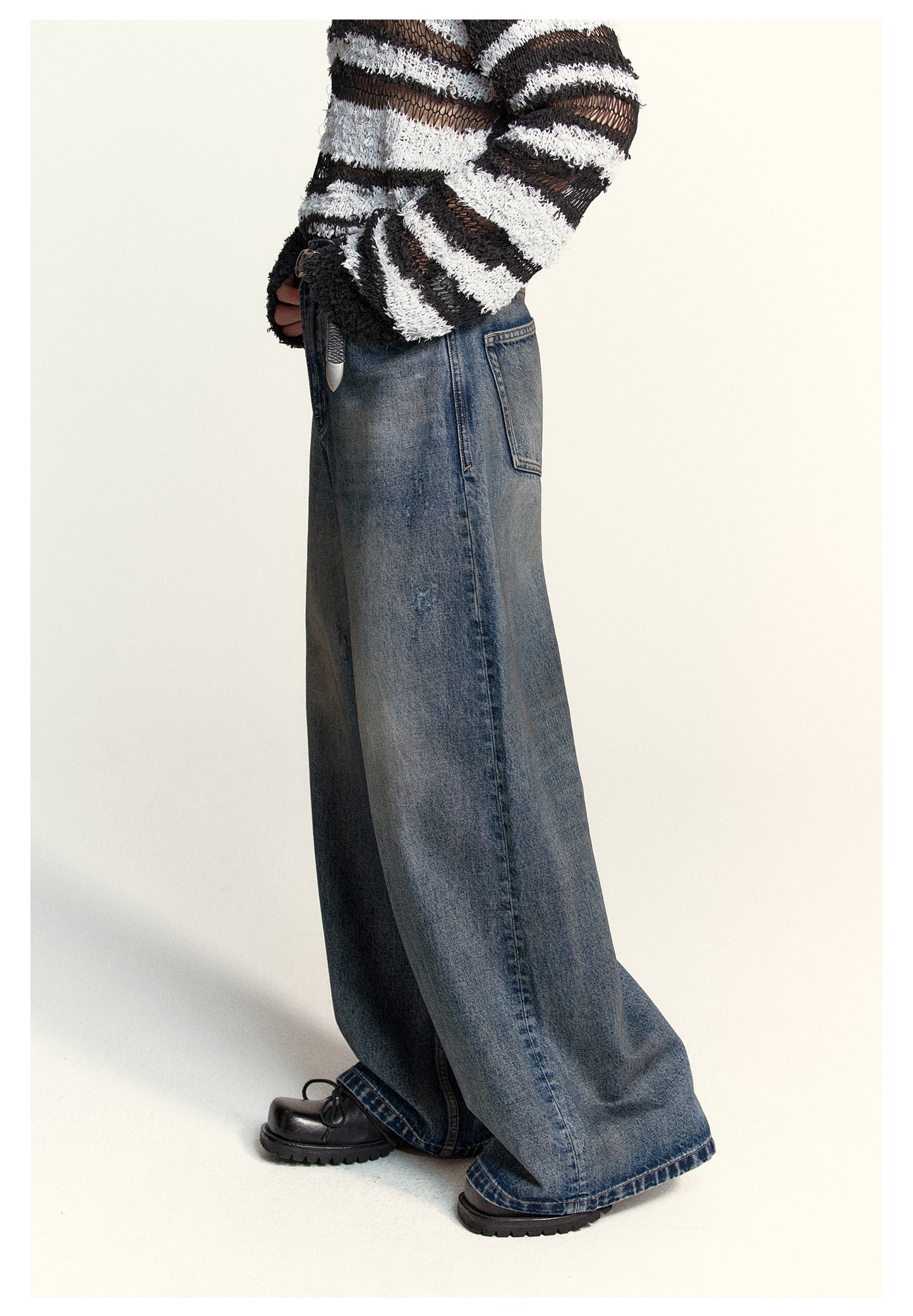 Wide straight washed retro denim pants