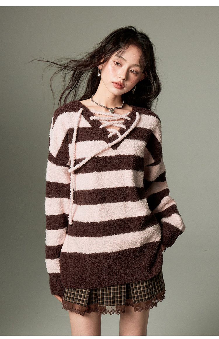 Loose Fit V-Neck Stripe Knit