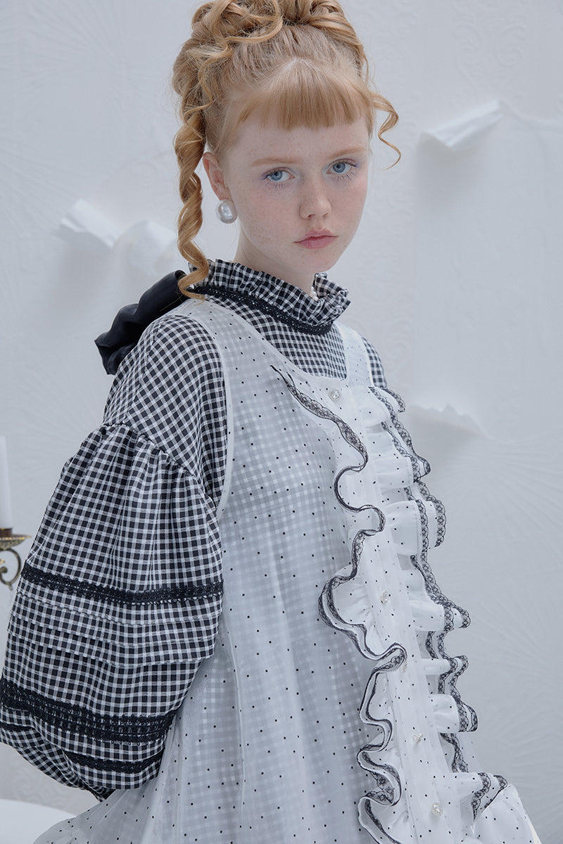 Black and white polka dot lace ladderless skirt