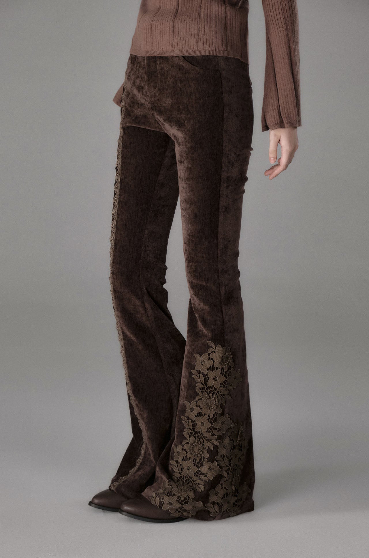 Stretch slim fit velvet bootcut pants