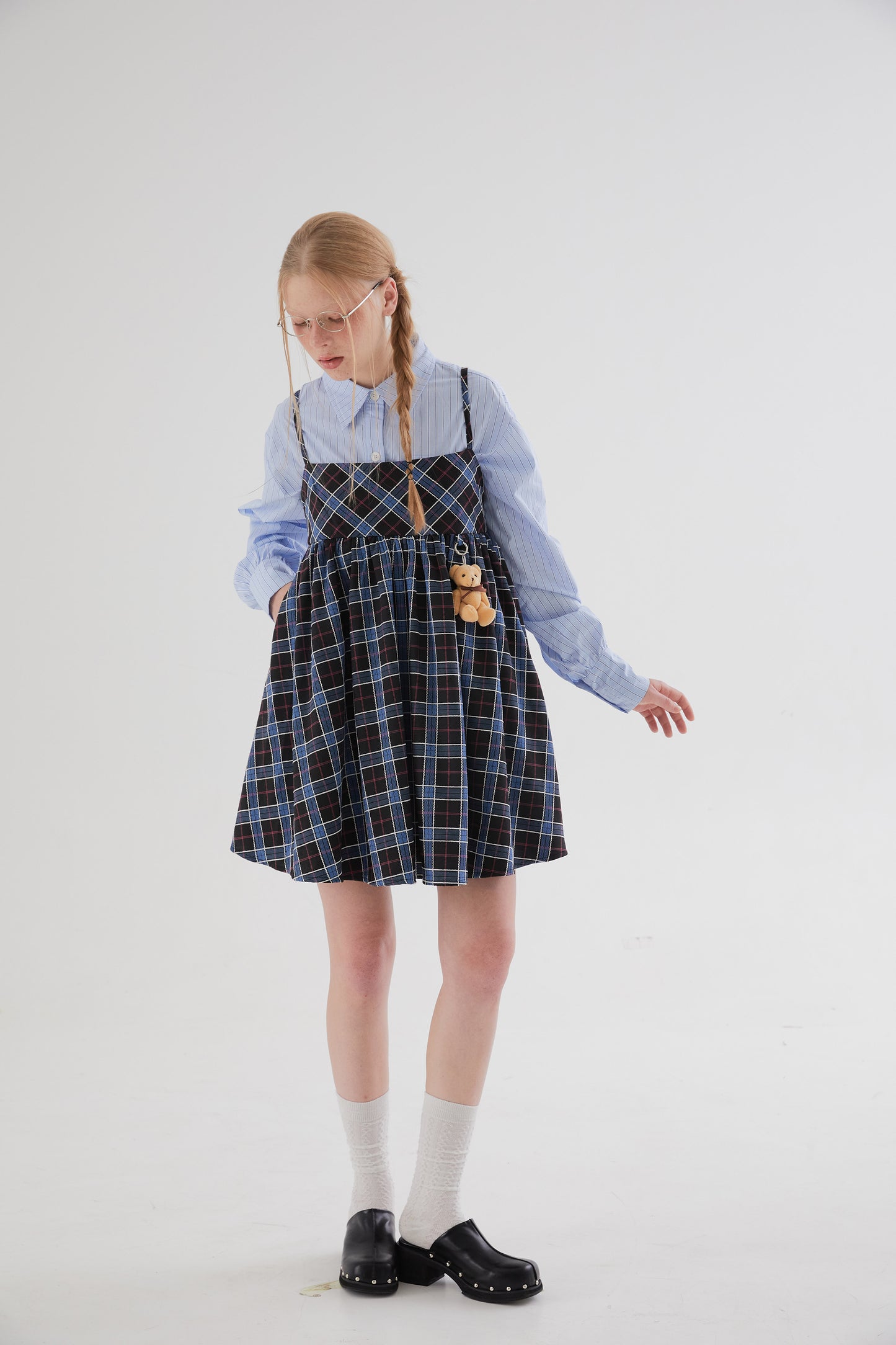 Plaid square-neck suspender dress