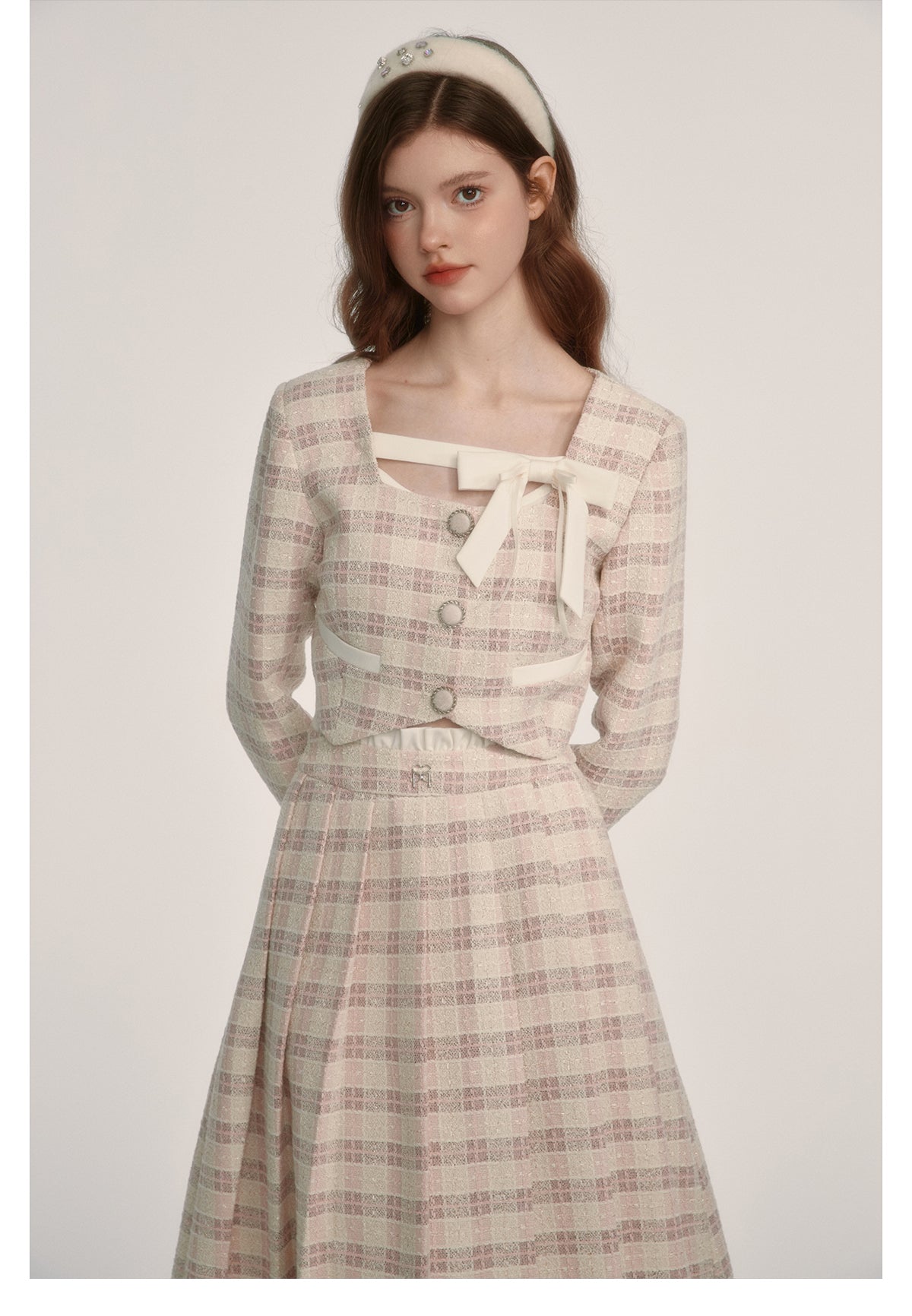 Checkered square neck ribbon jacket & long checkered skirt