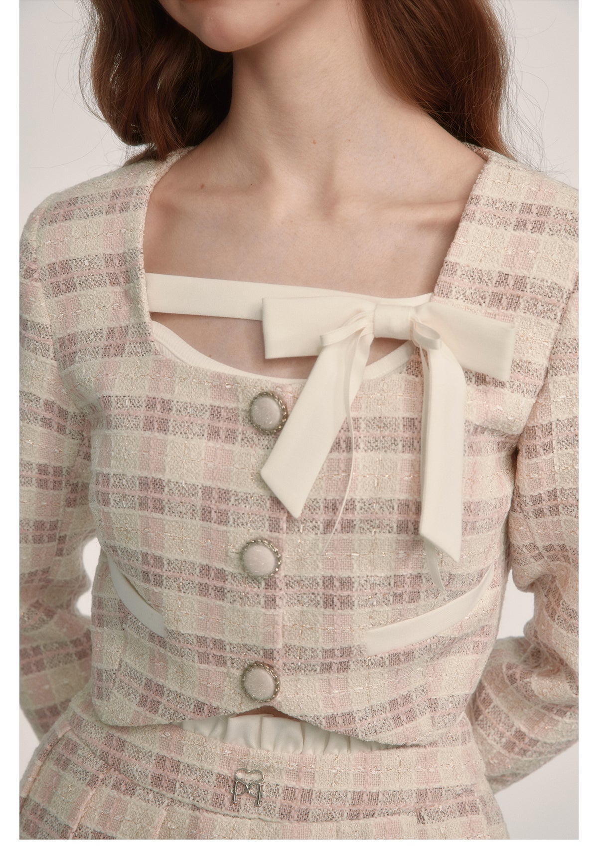 Checkered square neck ribbon jacket & long checkered skirt