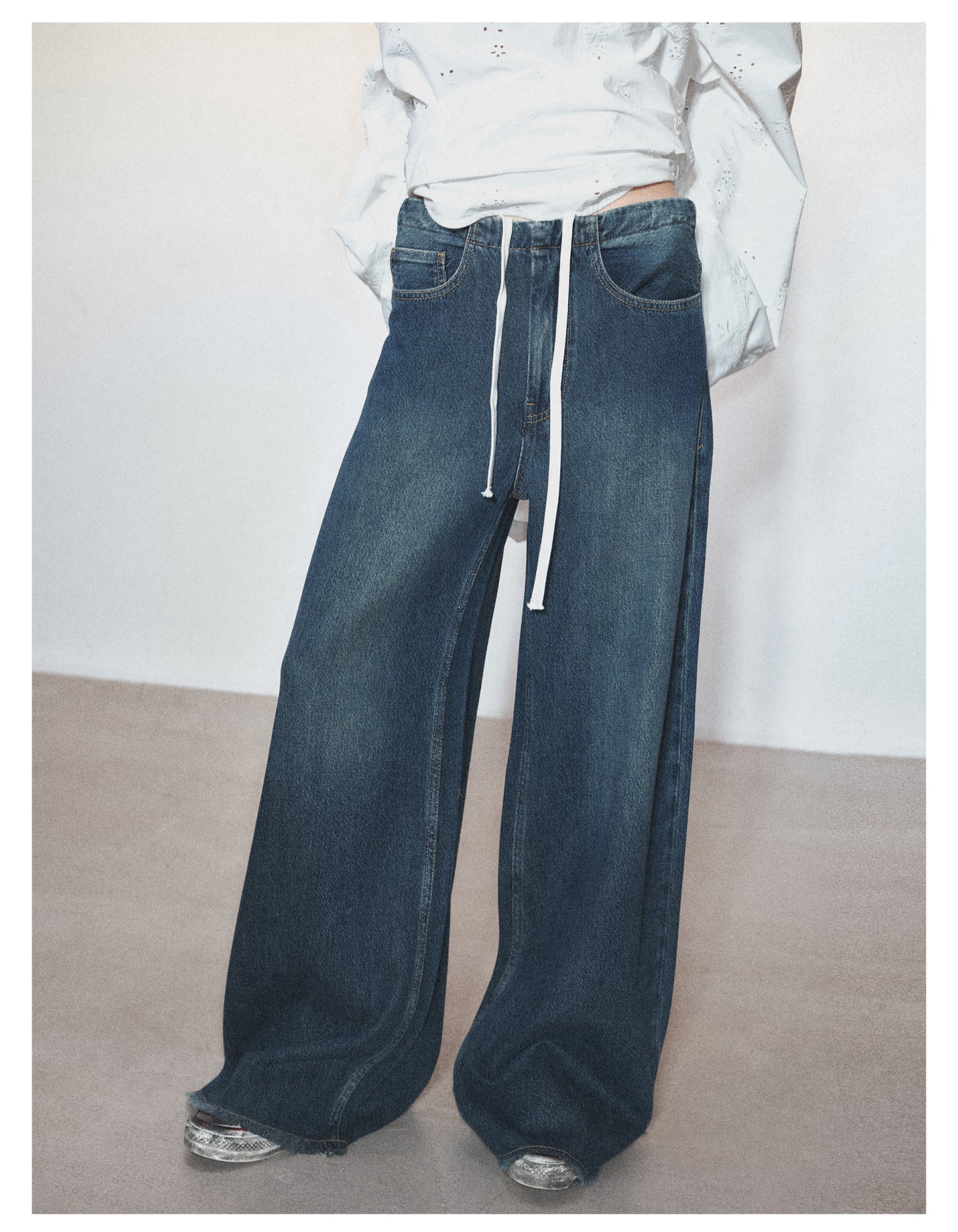 Retro-wash Waistless Design Denim Pants