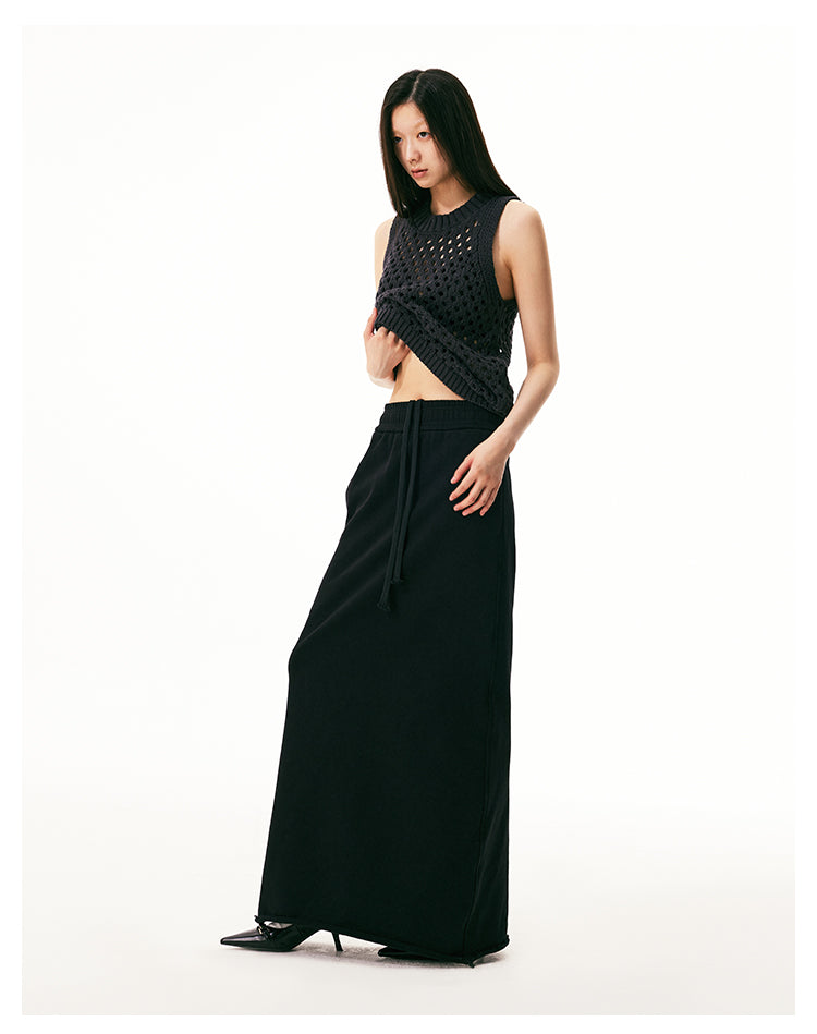 Slim fit long high slit skirt