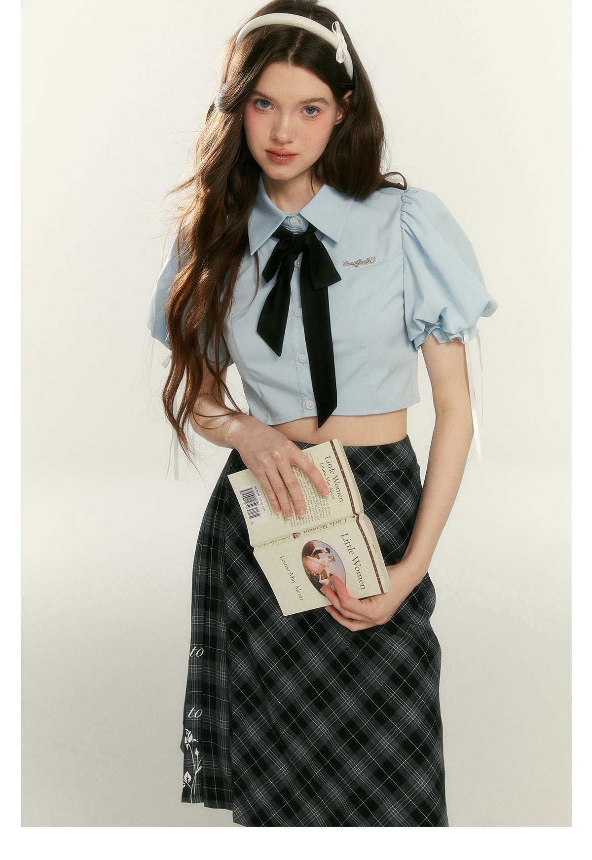 Retro College Volume Cropped Shirt