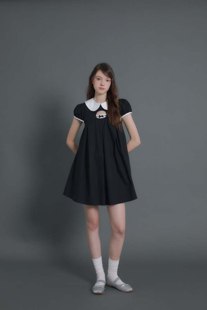 Original design doll neck dress