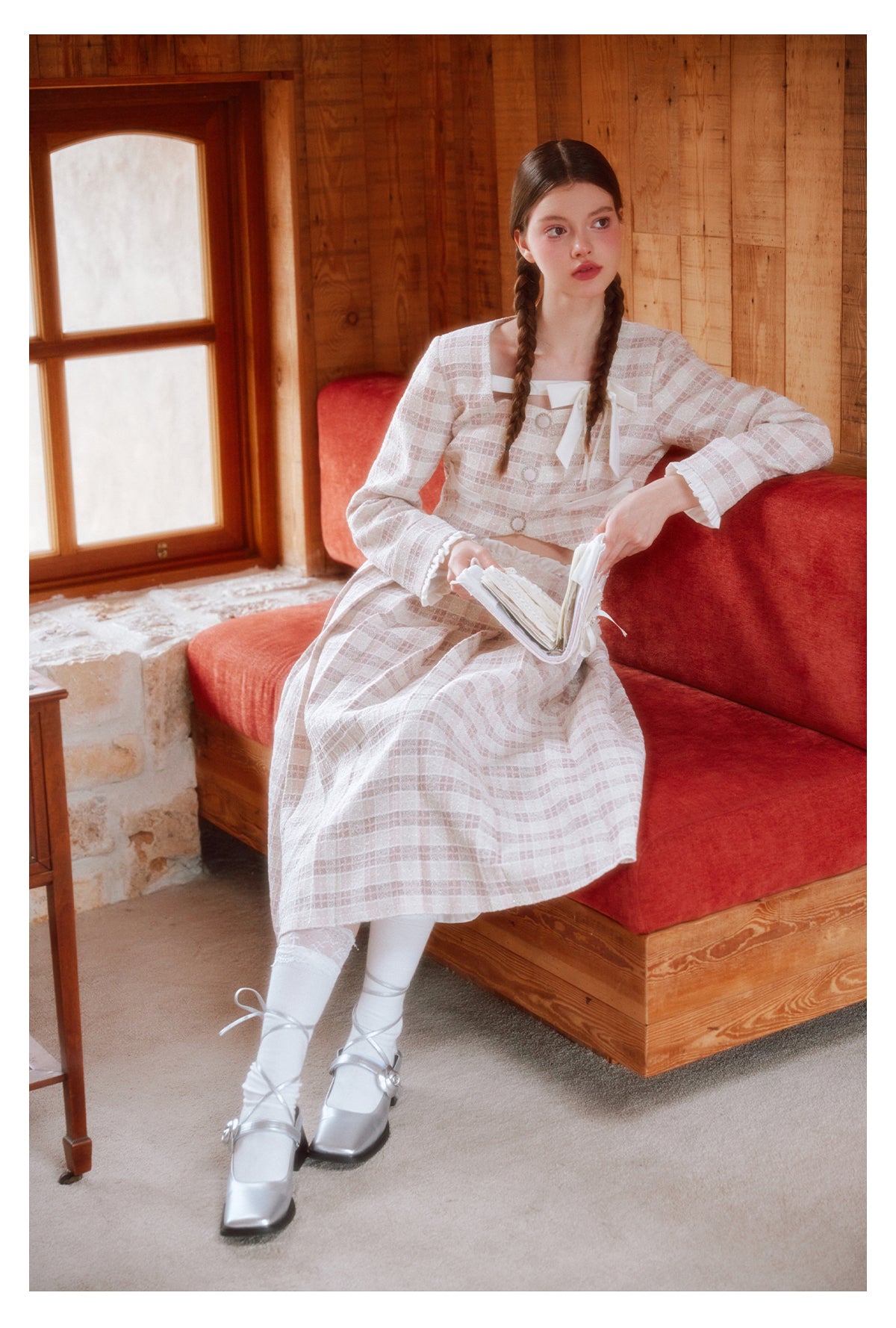 Checkered square neck ribbon jacket & long checkered skirt