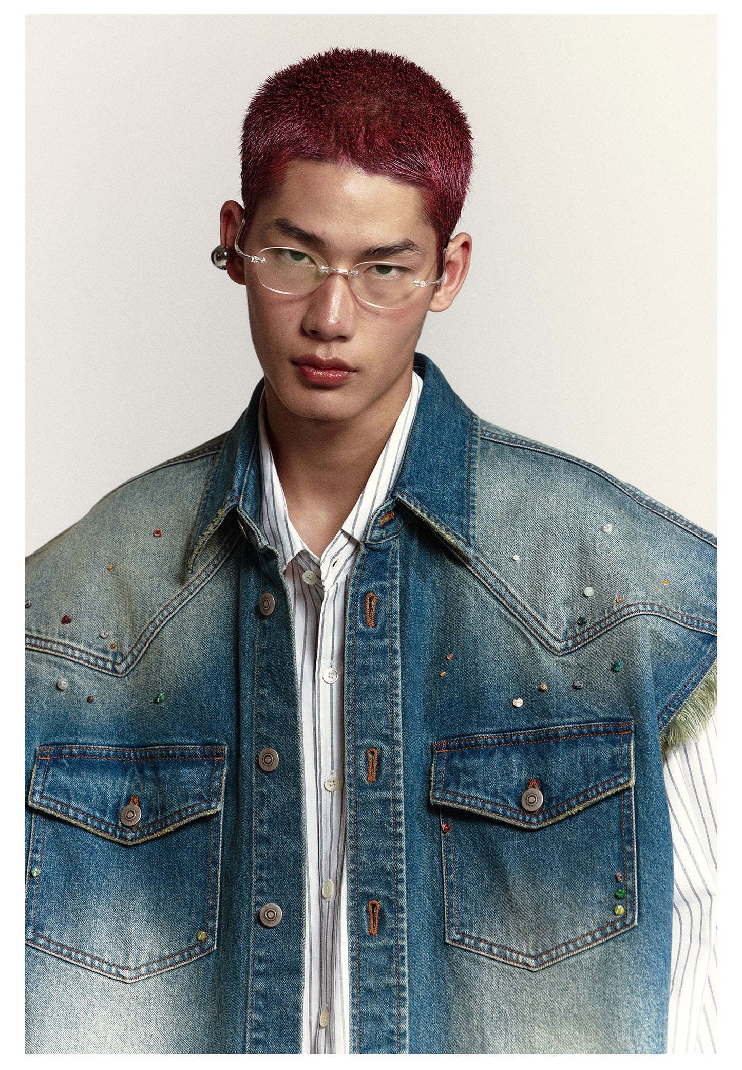 Loose fit washed denim vest jacket