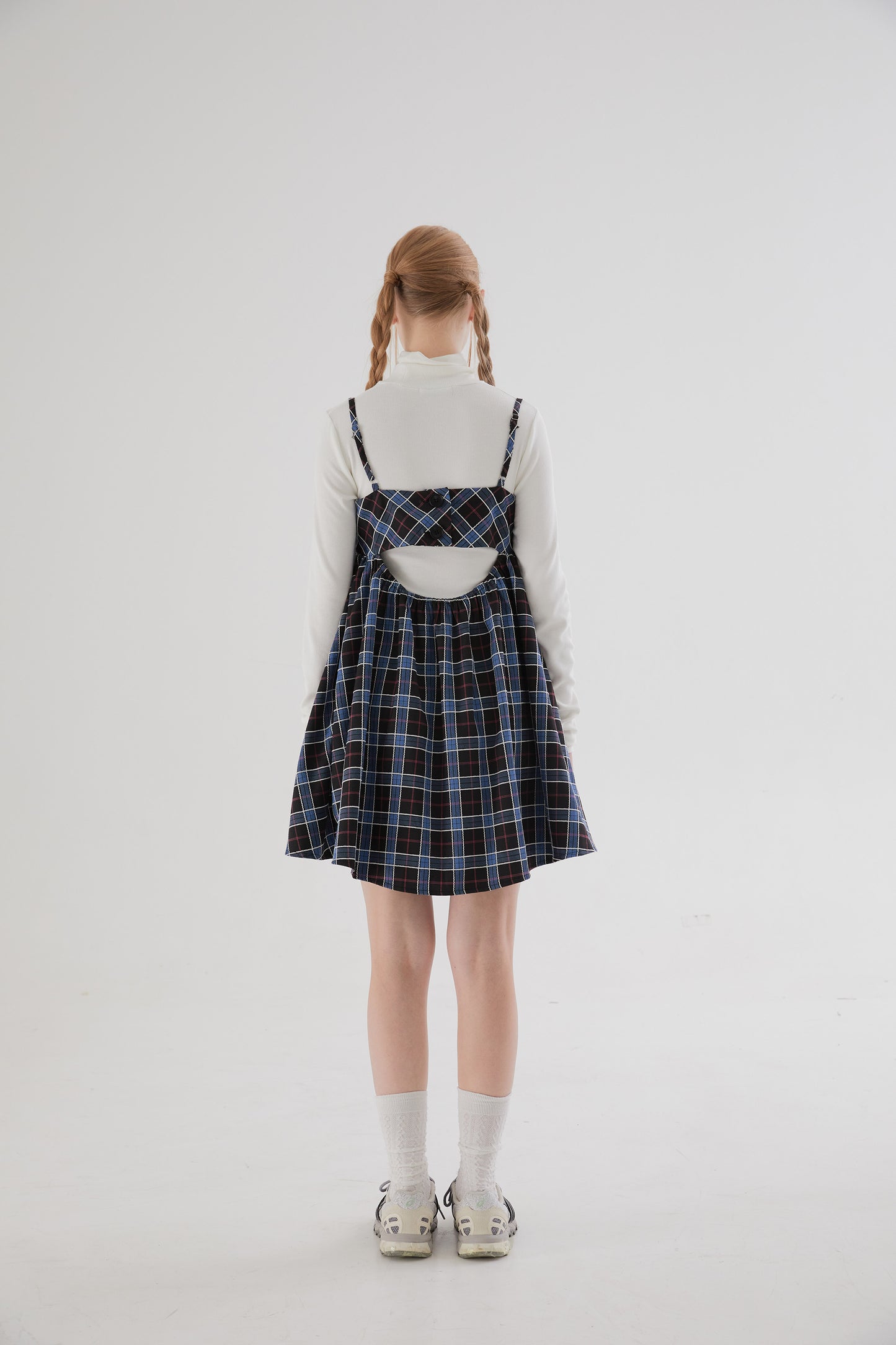 Plaid square-neck suspender dress