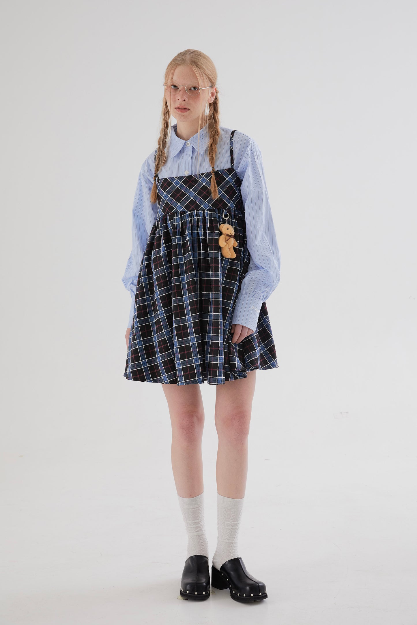 Plaid square-neck suspender dress