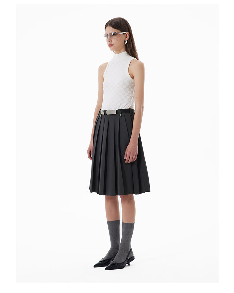 Gray A-line pleated skirt