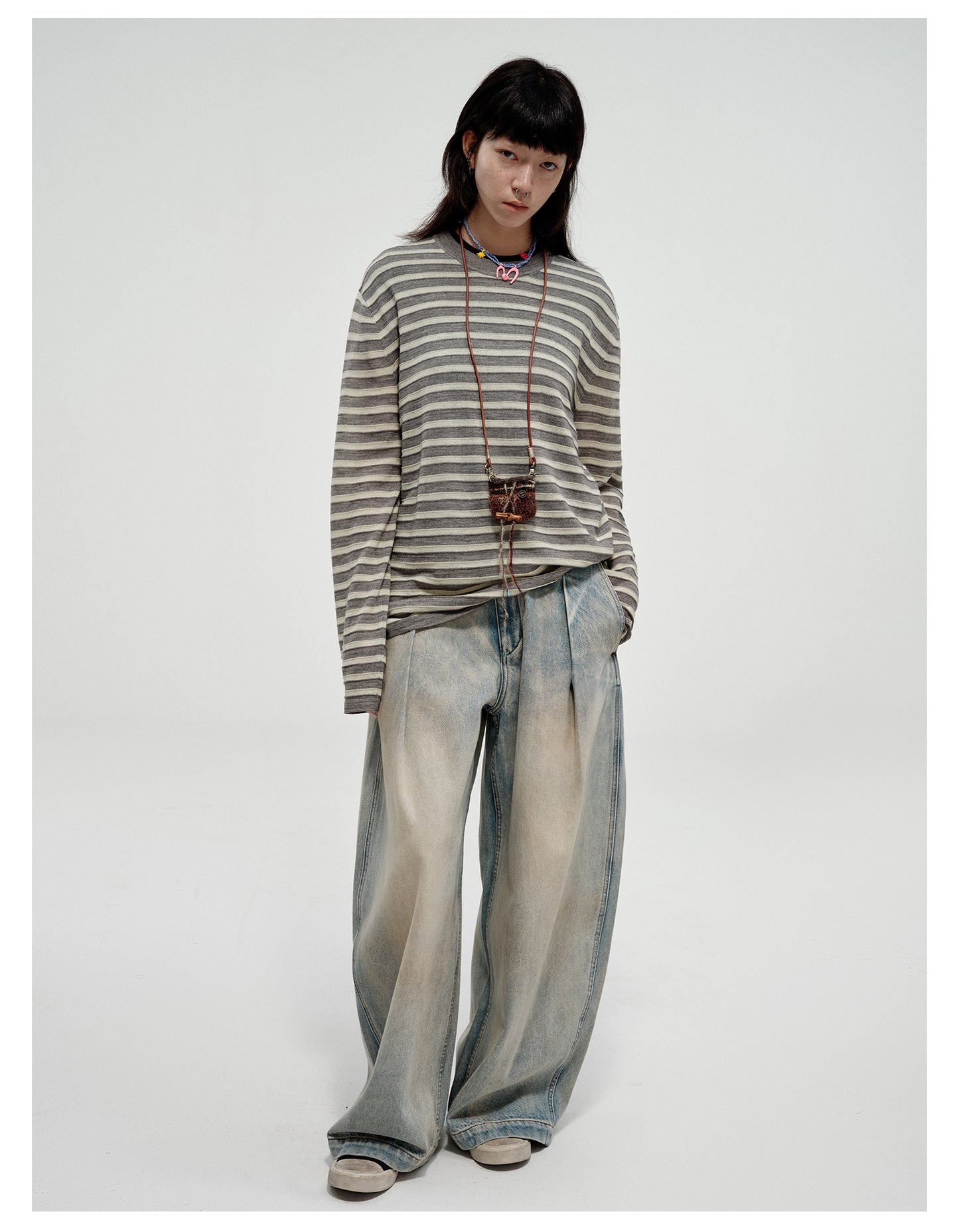 Retro-washed loose silhouette casual denim pants