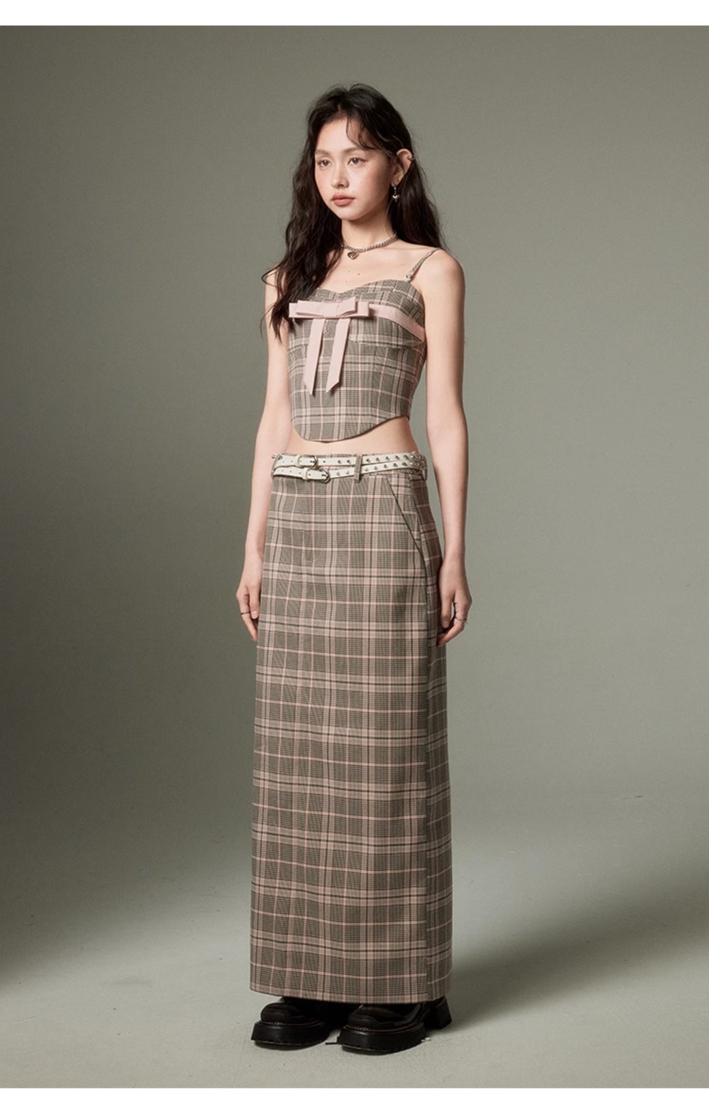 Plaid ribbon tube top &amp; a-line long length skirt set-up