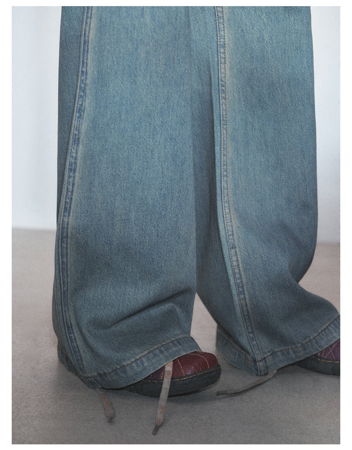 Retro Damaged Gradient Denim Pants