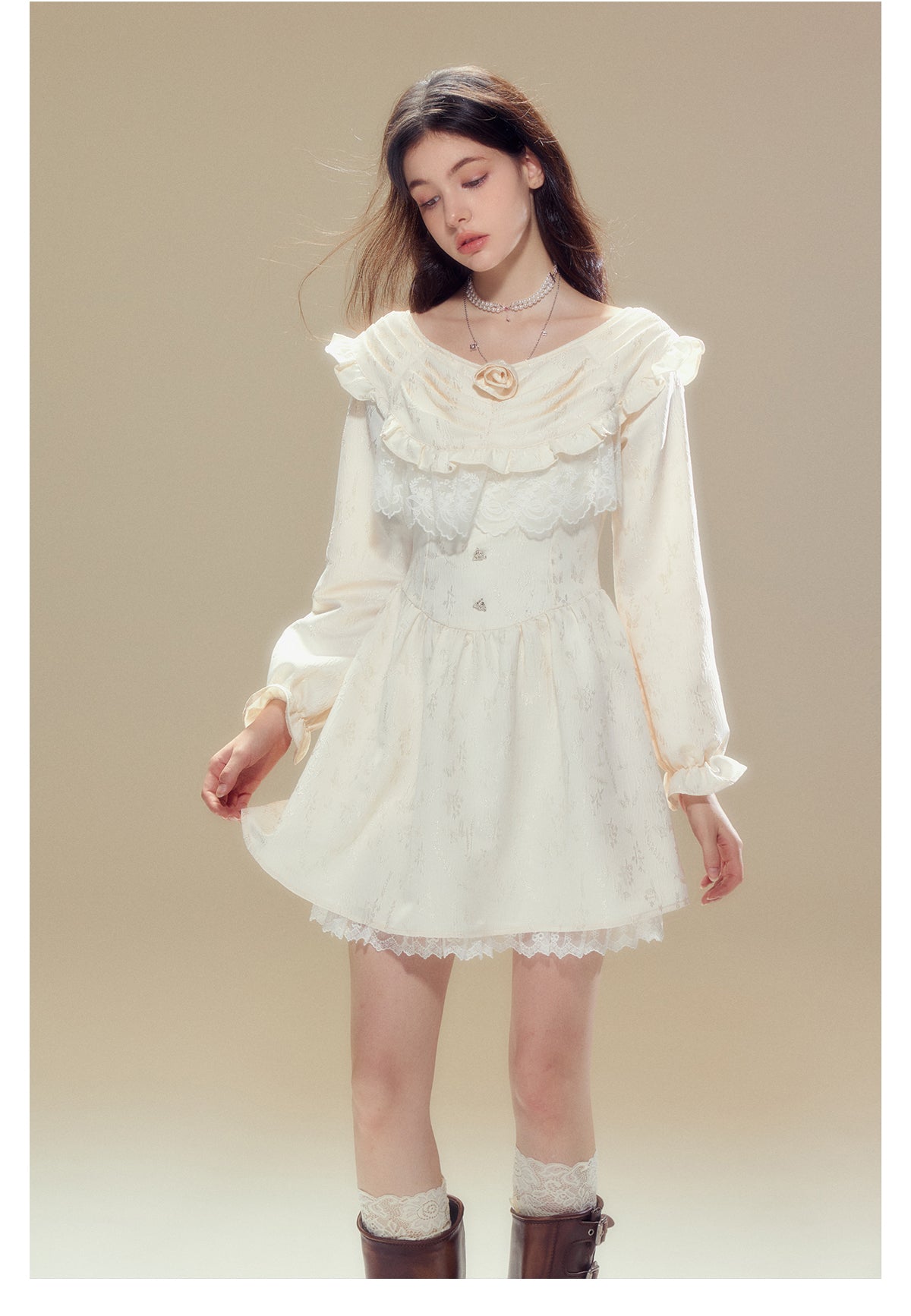 Round Neck Rose Objet Ruffle Short Length Jacquard Dress