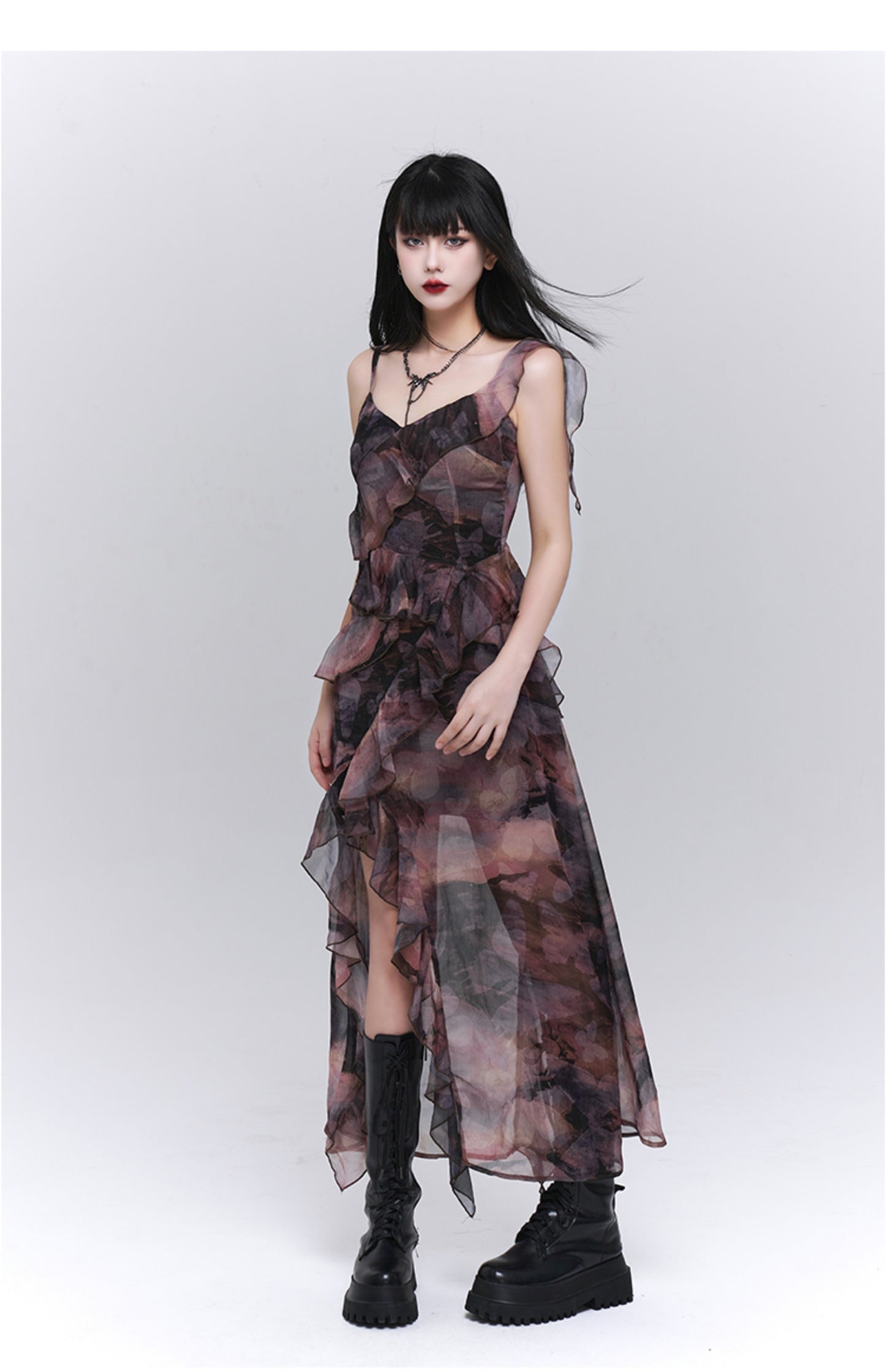 Niche design suspender dress