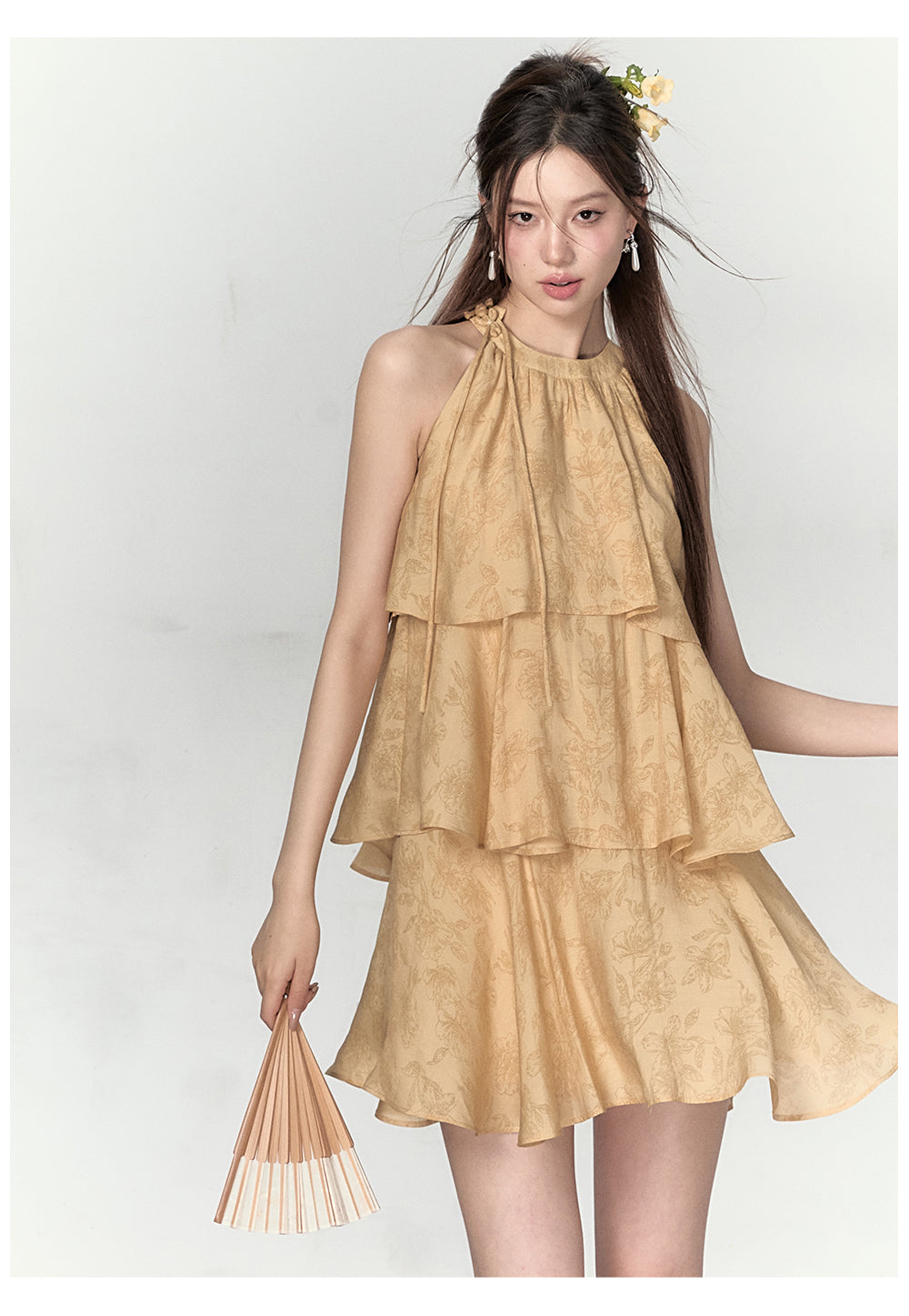 Loose fit shoulder cut style dress