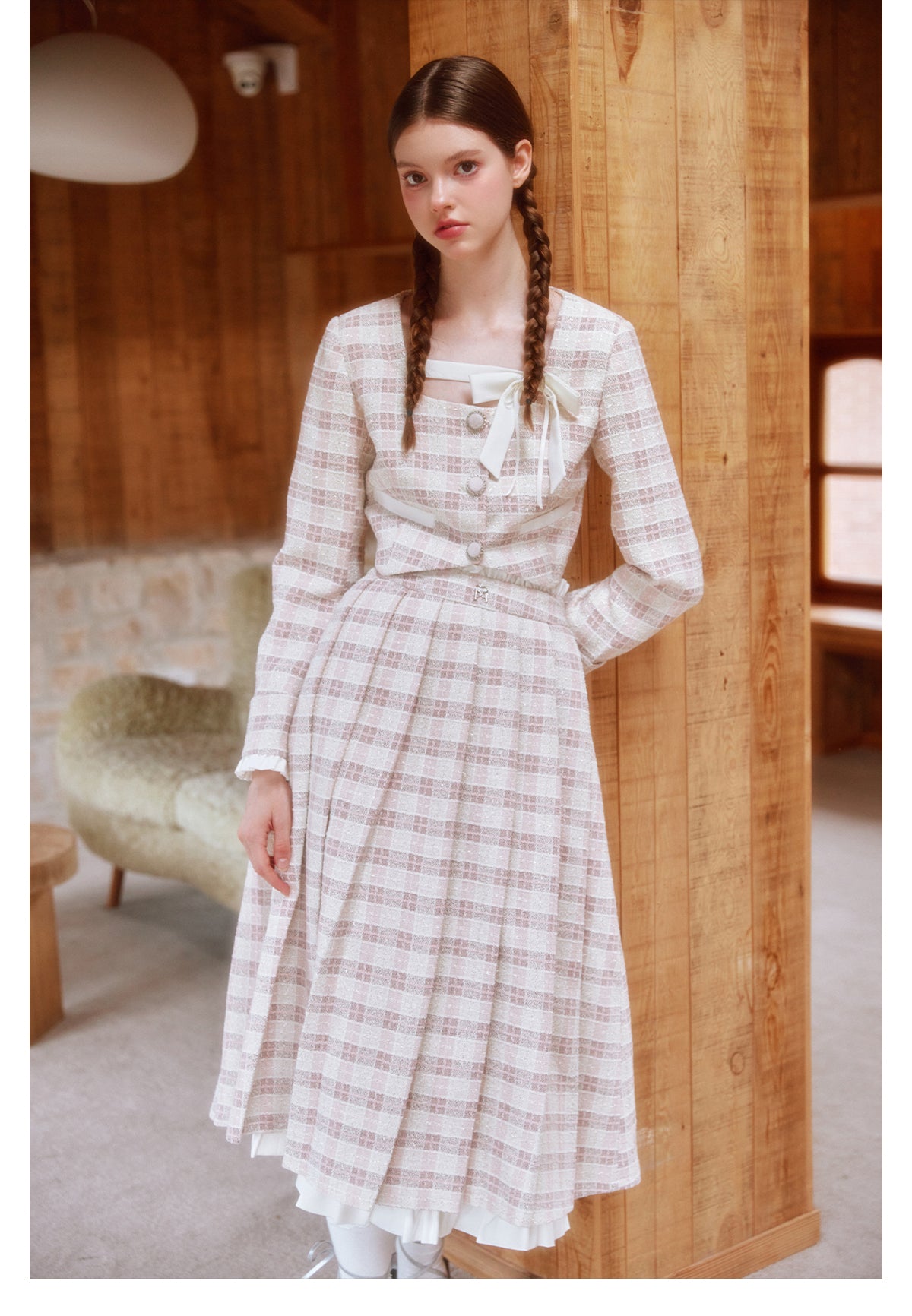 Checkered square neck ribbon jacket & long checkered skirt