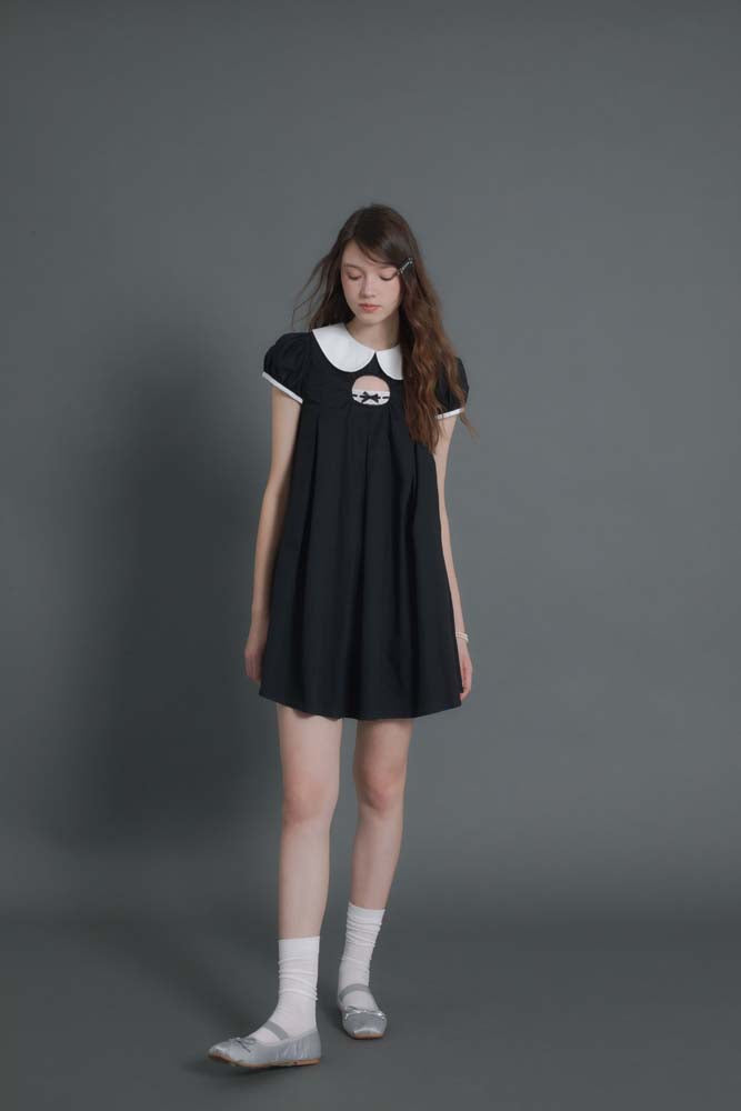 Original design doll neck dress