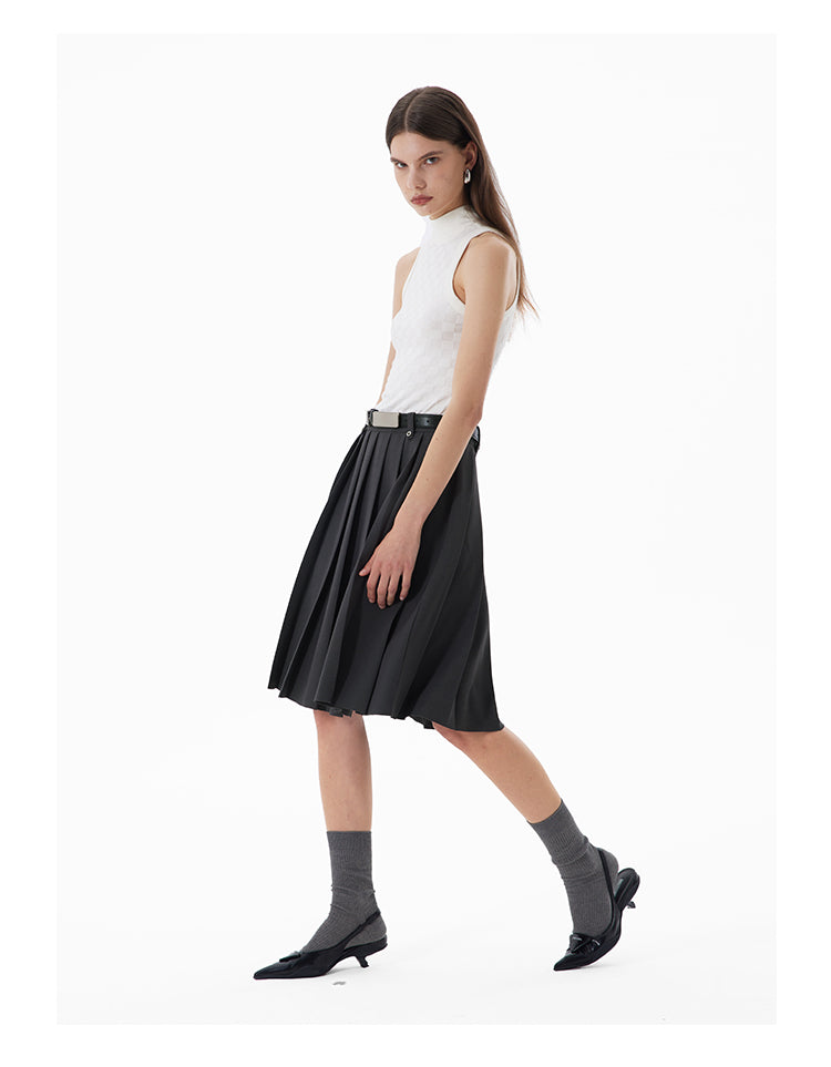 Gray A-line pleated skirt