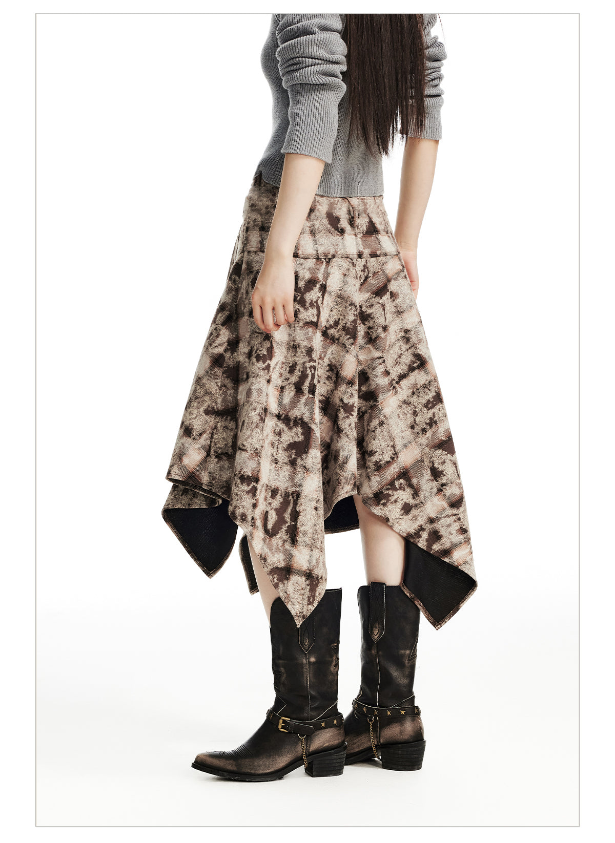 Irregular A-line skirt