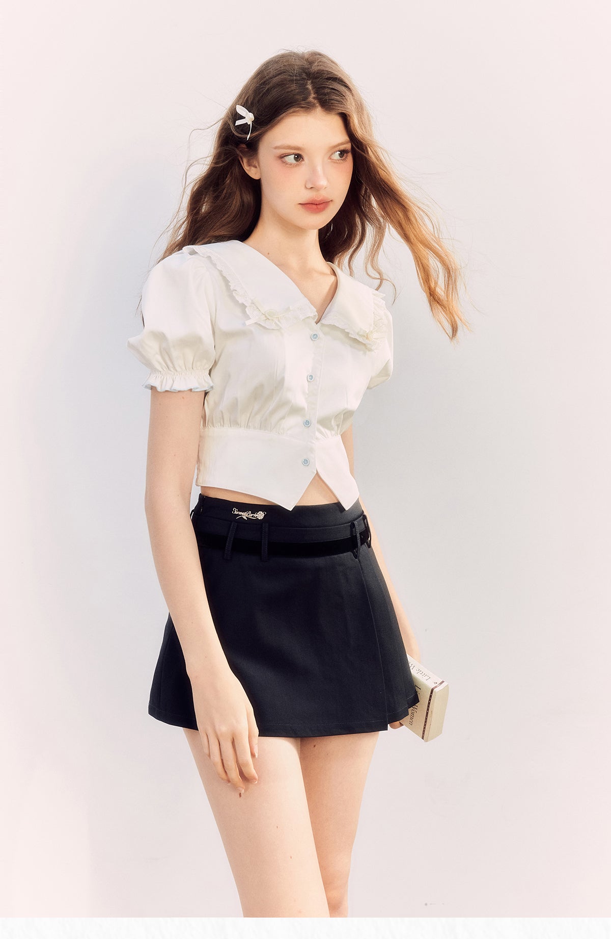 Puff sleeve label waist short shirt