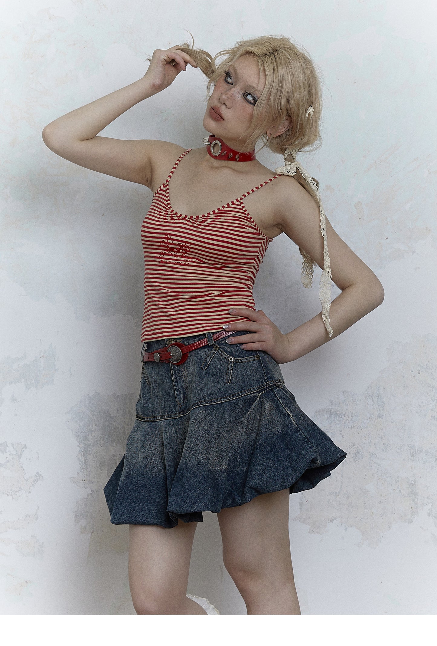 Short length striped camisole T-shirt