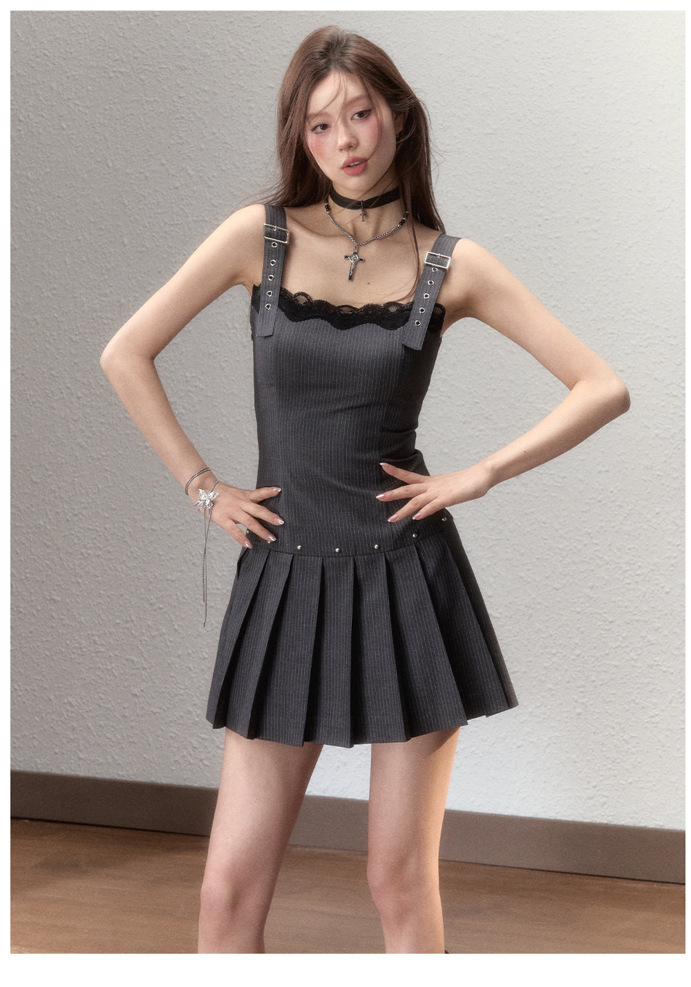 Lace Splicing Suspender Dress