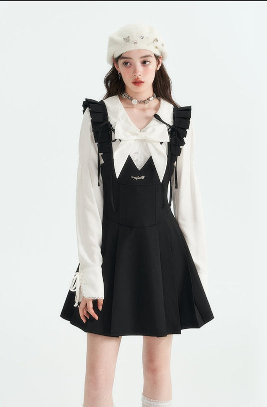 Black Slim Waist Skirt with Suspenders