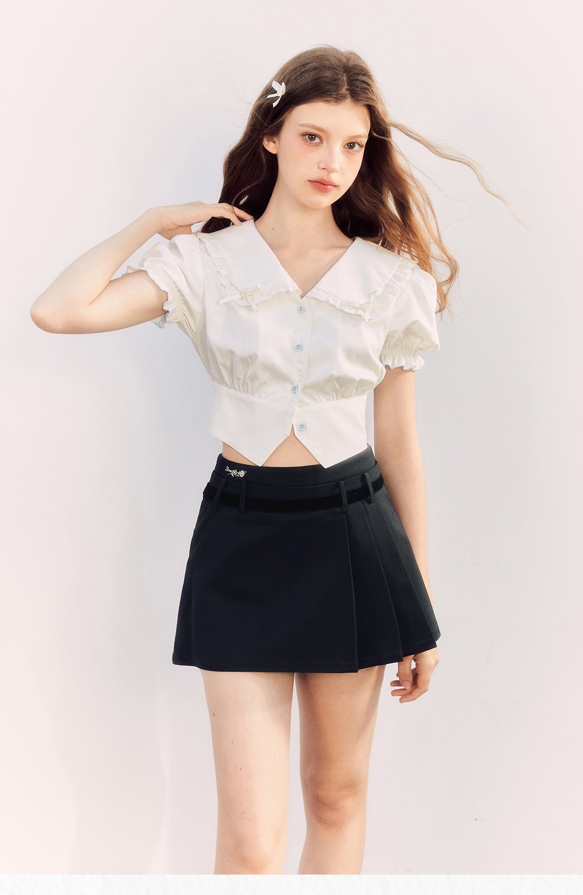 Puff sleeve label waist short shirt