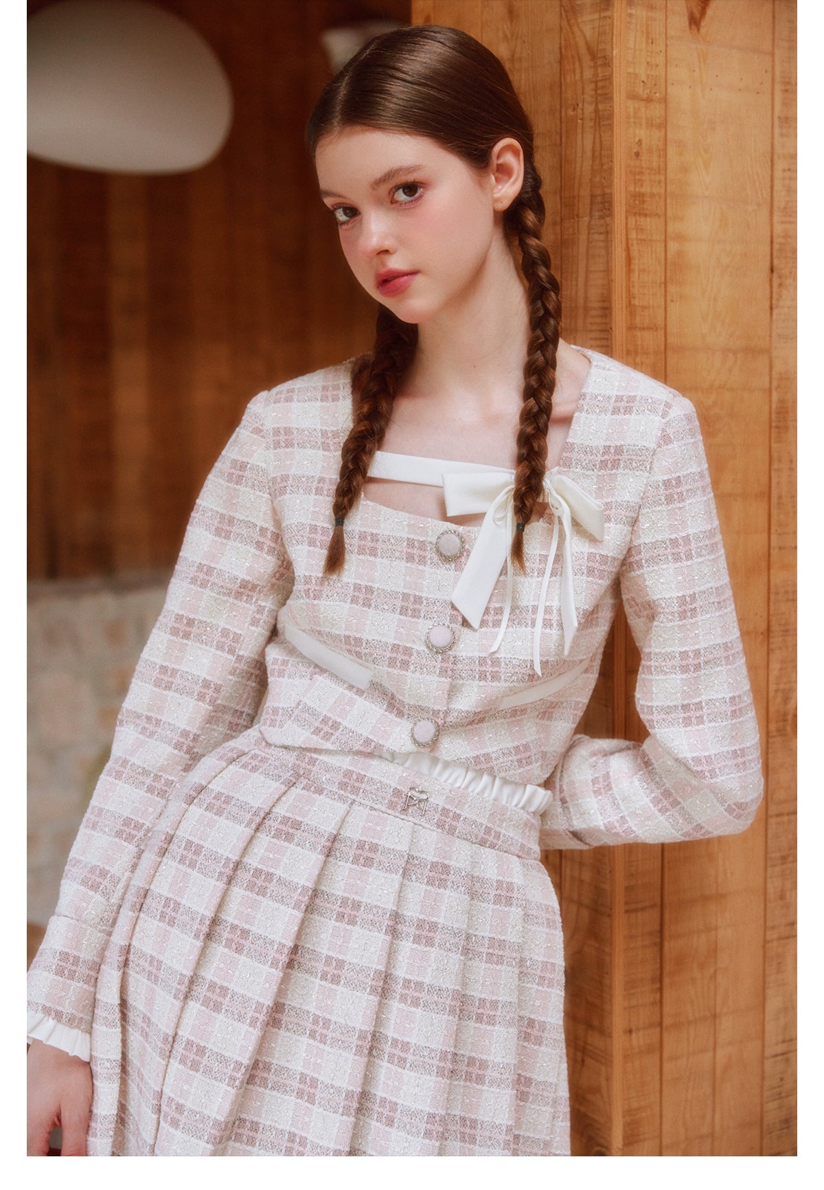 Checkered square neck ribbon jacket & long checkered skirt