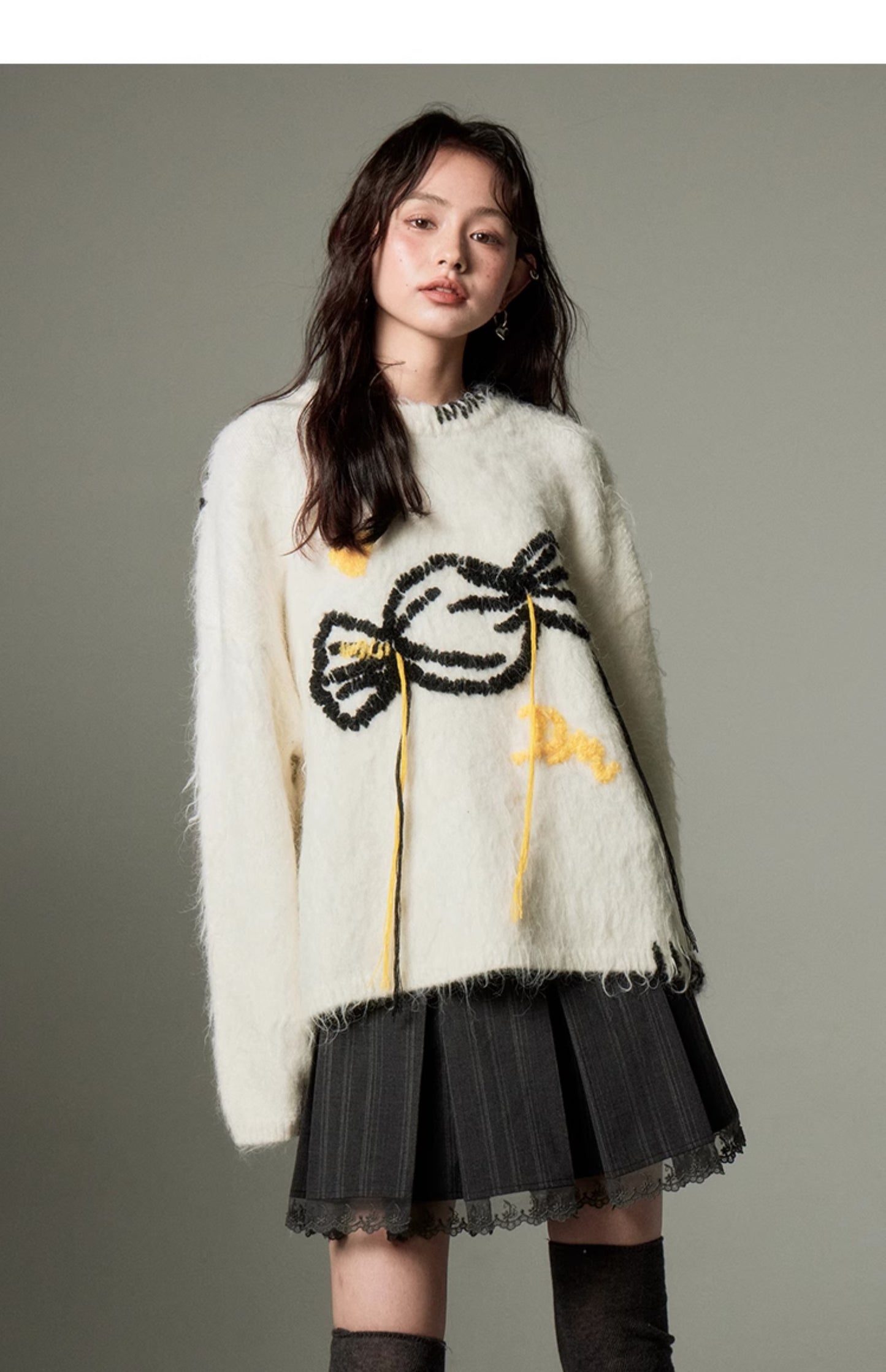 Loose Fit Candy Embroidery Knit