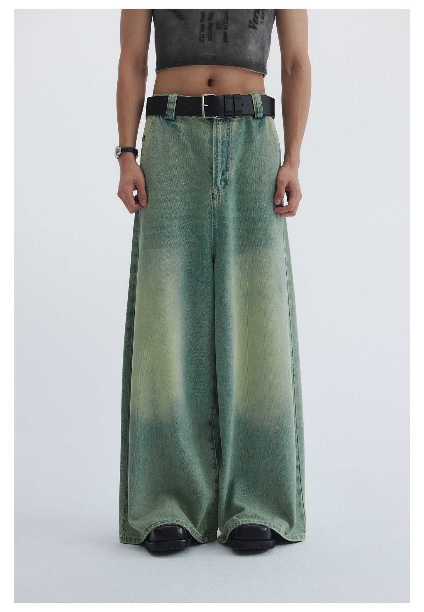 Wide-leg flared multi-pocket washed denim pants