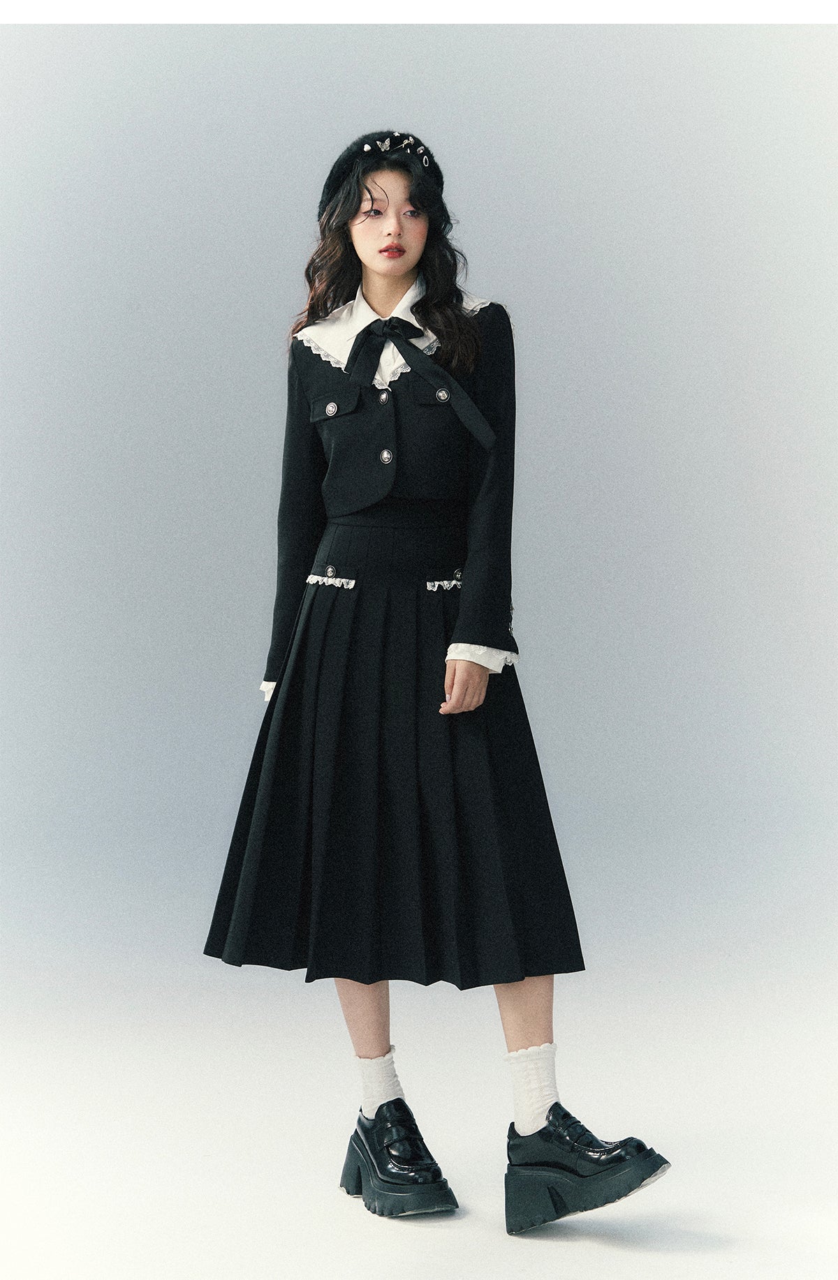 Black Collar Lace Pleated Skirt Setup