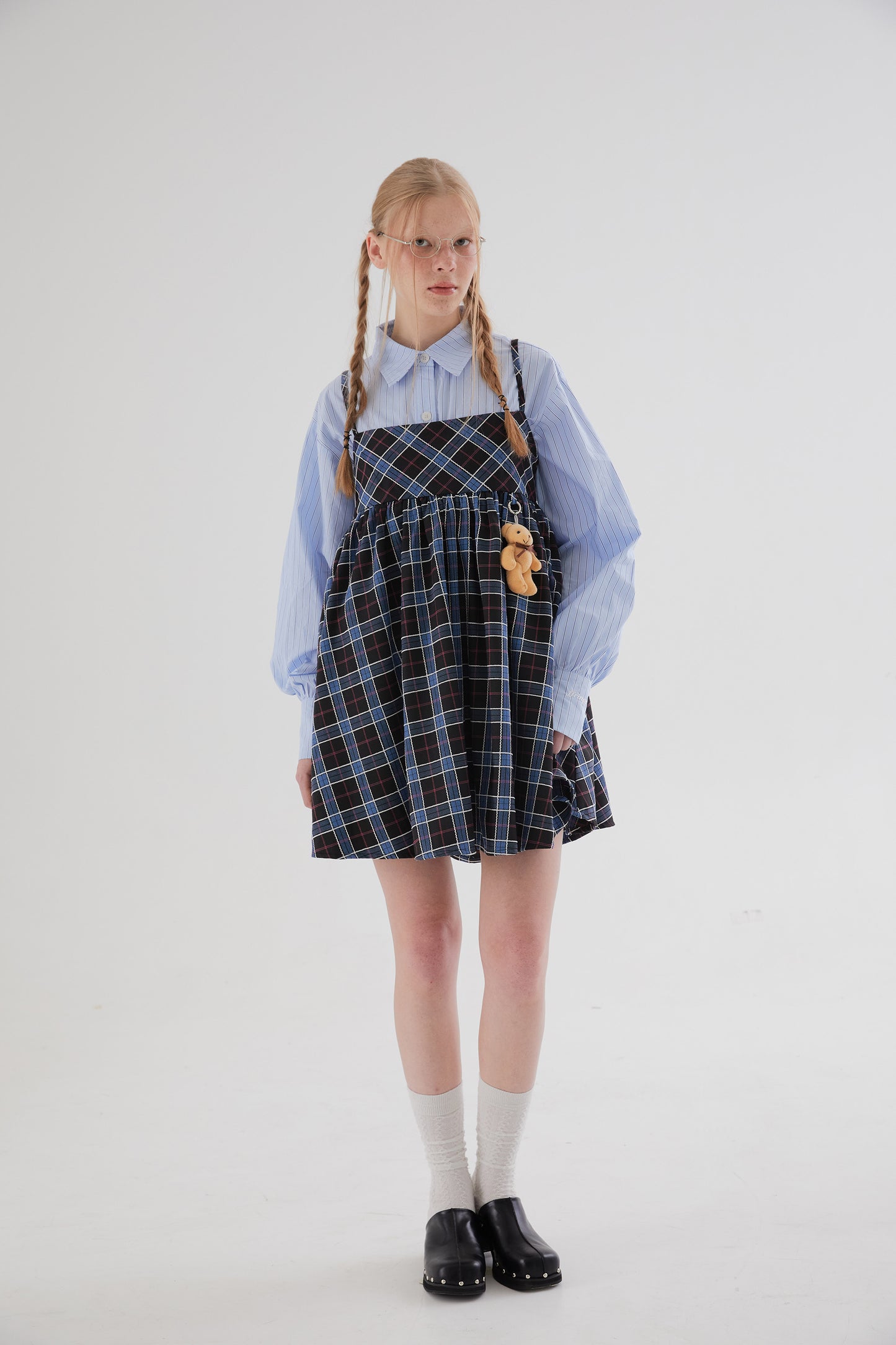 Plaid square-neck suspender dress