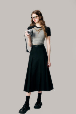 College Style Pleated Slim Long Skirt