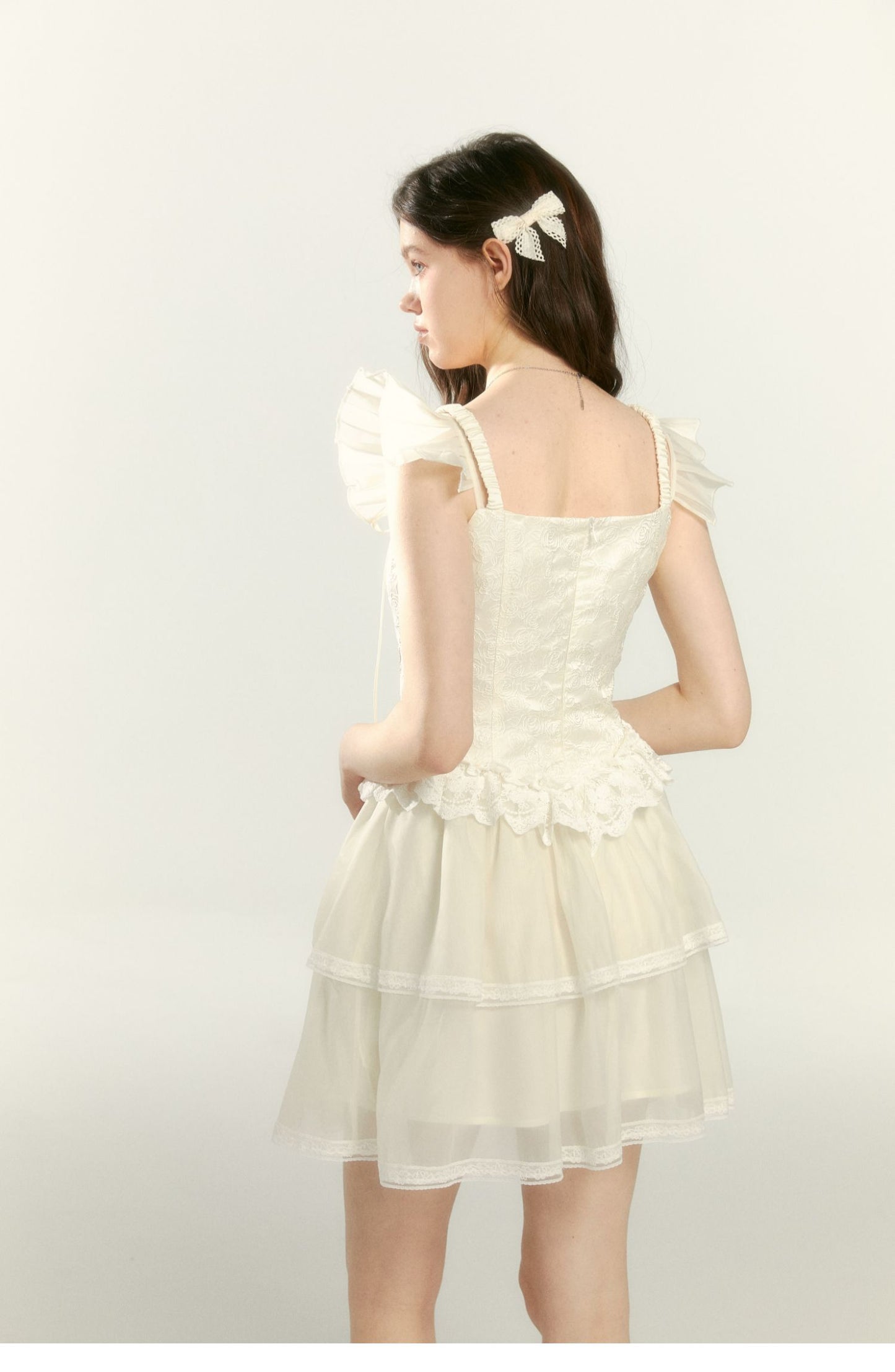 Pearl Flying Sleeves Cake Waist Dress