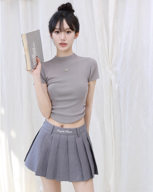 Short length  pleated skirts