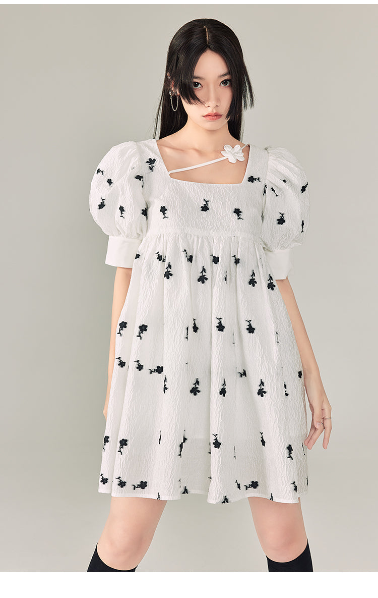 Square Neck Puff Sleeve Floral Pattern One-piece