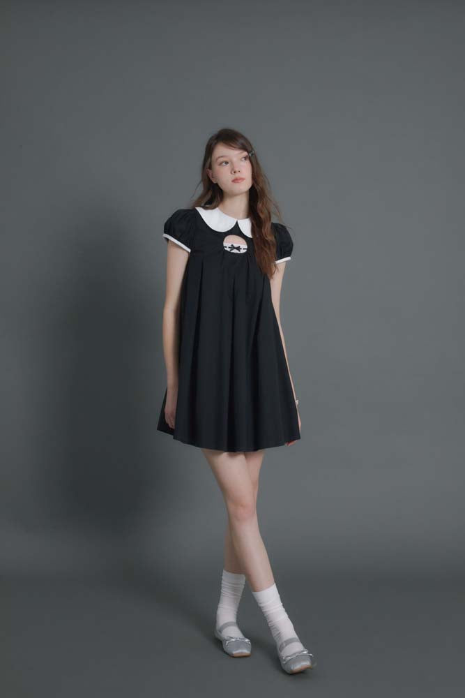 Original design doll neck dress