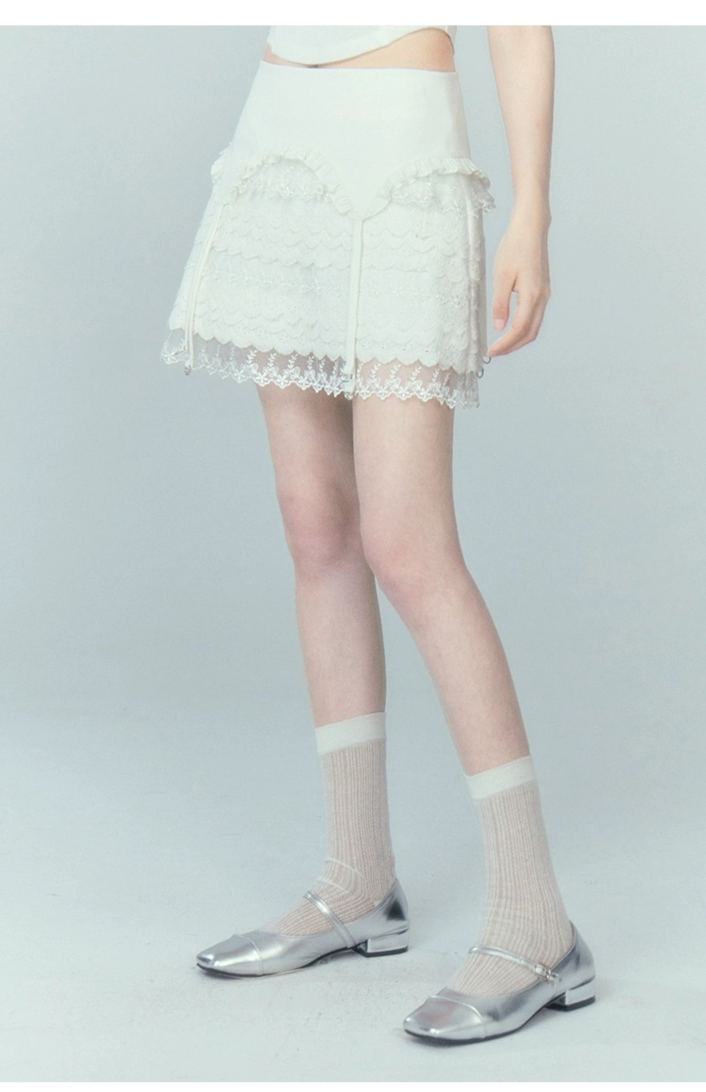 Lace Slim Fit Short Length Skirt