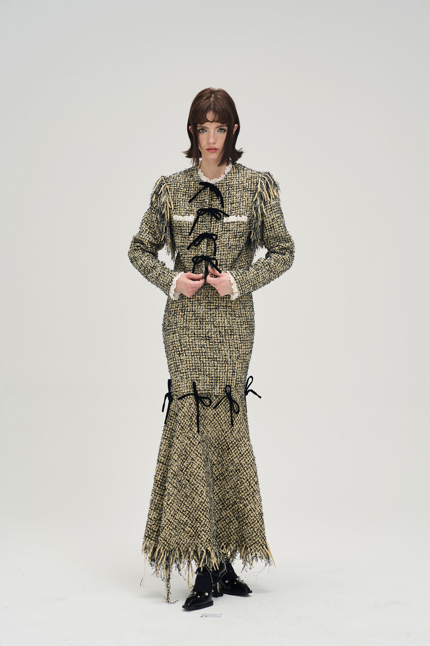 Ribbon Design Short Length Tweed Jacket & Short Length Tweed Ribbon Skirt