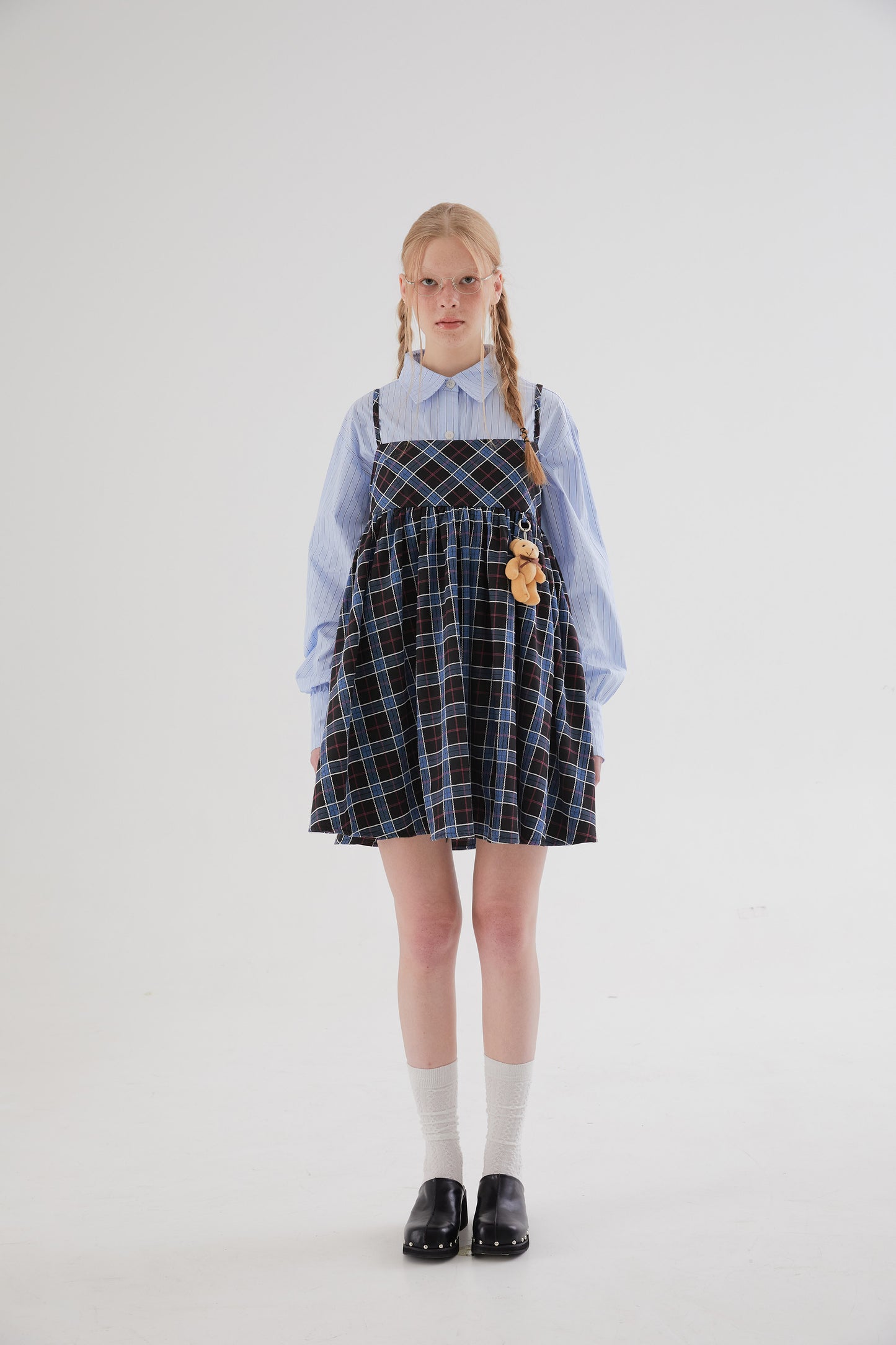 Plaid square-neck suspender dress