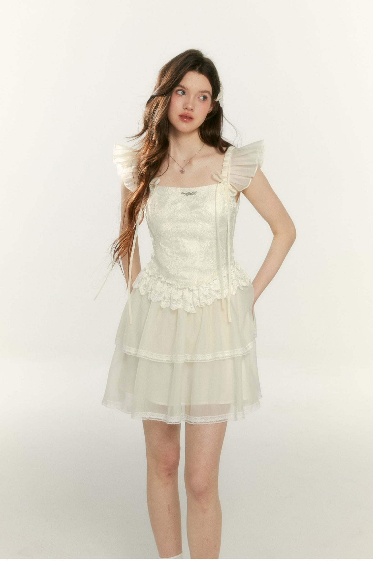 Pearl Flying Sleeves Cake Waist Dress